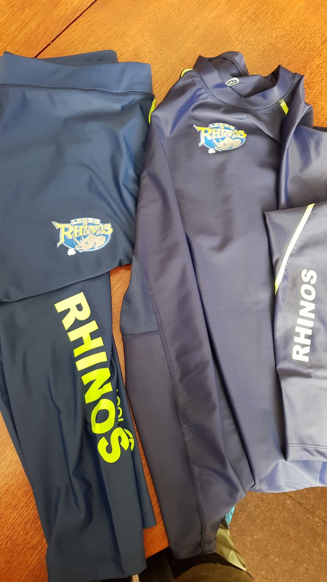 DanJowitt's tweet photo. Thanks to @iGOTDOMS and @Andy_iGOTDOMS for sending me my first set of compression clothing. 

Looking forward to wearing then tomorrow 

@leedsrhinos #domsfam https://t.co/wurlQWYC0T