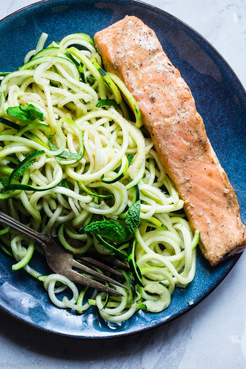 foodfaithfit's tweet photo. ICYMI!!>> #Whole30 Coconut Curry Salmon & Zoodles! https://t.co/kJPXuz52kJ #paleo #heathyrecipe #cleaneating https://t.co/gsmvM9zRjU