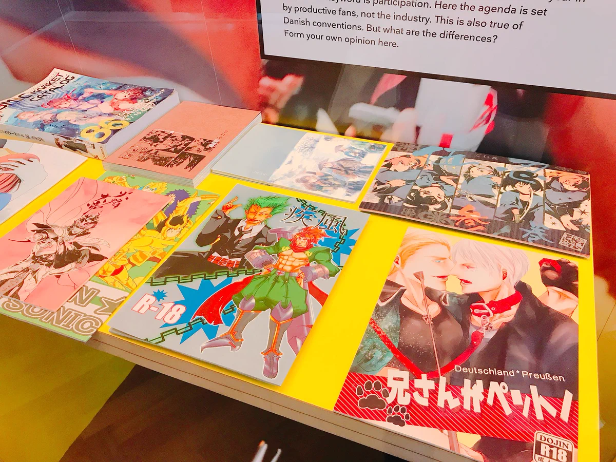 どうしてこうなったｗｗｗ　デンマーク国立博物館にBL本が展示されてるｗｗｗ
