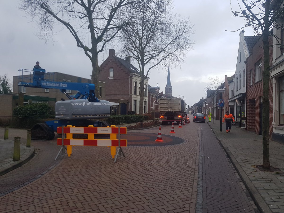 Traffic Controll tweet media