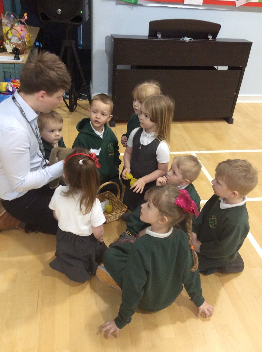 Willow_Meithrin's tweet photo. Our morning nursery children have been on an Easter Hunt! Will they find the eggs? #Easter #easterhunt2018 https://t.co/kJSGBsFNWN