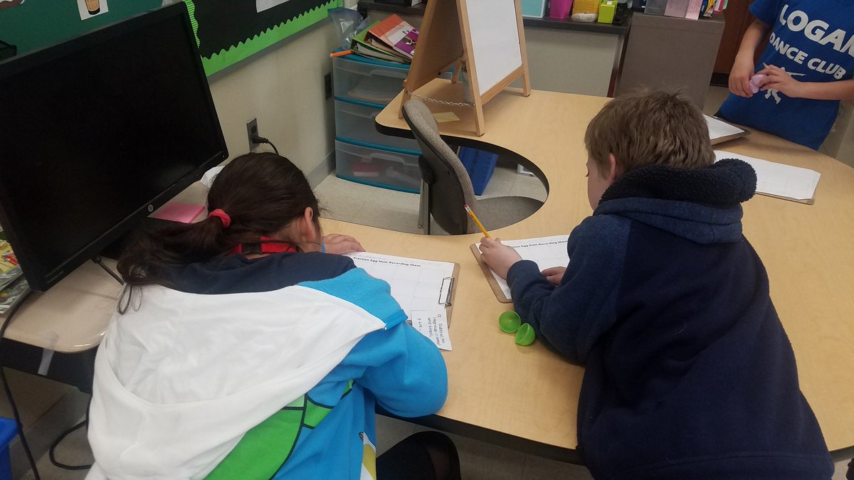 Mrs_Griswold's tweet photo. Enjoying our "Fraction Egg Hunt" in the 4th grade quad! #halfdaymathday @LoganPTA @DJackson_LES @MissHenry2017 https://t.co/HnDcB5ORYq