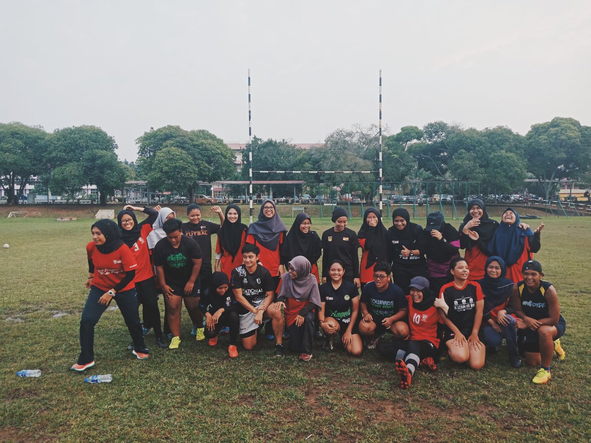 HyireenM's tweet photo. Today's friendly was amazing.
Ladies Angels 6-4 Ladies KC 👌
@Canselorian
#angelsflyhigh #rugbytouch🏉 #canselorian https://t.co/VZ0OTm20OB