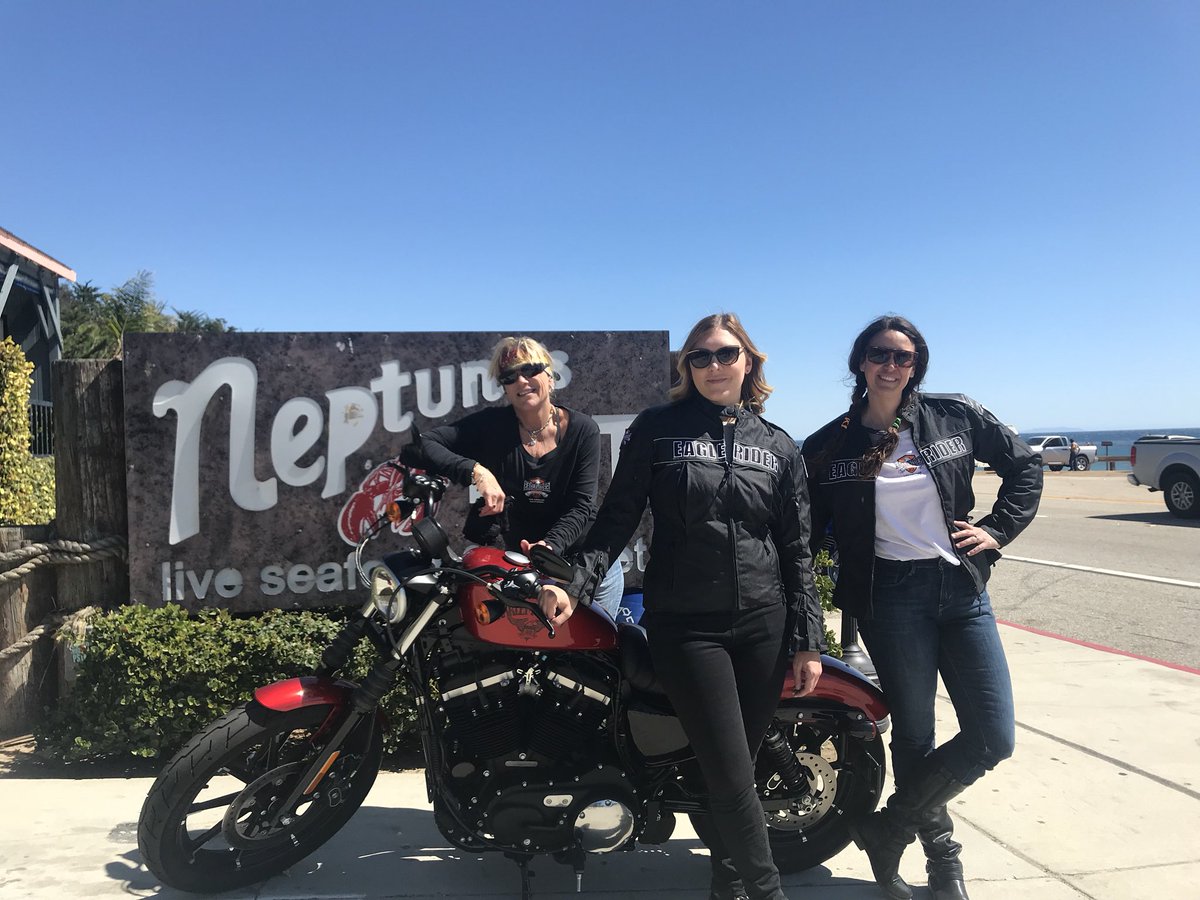 eaglerider's tweet image. What a perfect way to start a women’s 2-day ride up the beautiful #PCH with 2018 @harleydavidson models and @tastemade. #LiveMoreRideMore