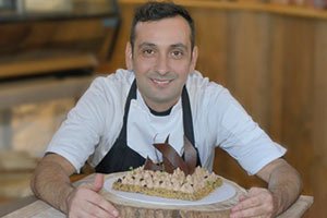 vowsandvenues's tweet photo. Does your bride love chocolate or pizza? Why not book an unusual hen night with a Marco Masterclass at @TheWhiteHartWIG Read more here https://t.co/ZVq7RX8Ckz #Hennight #Masterclass #Chocolate #Pizza https://t.co/u6lkFQZPXw