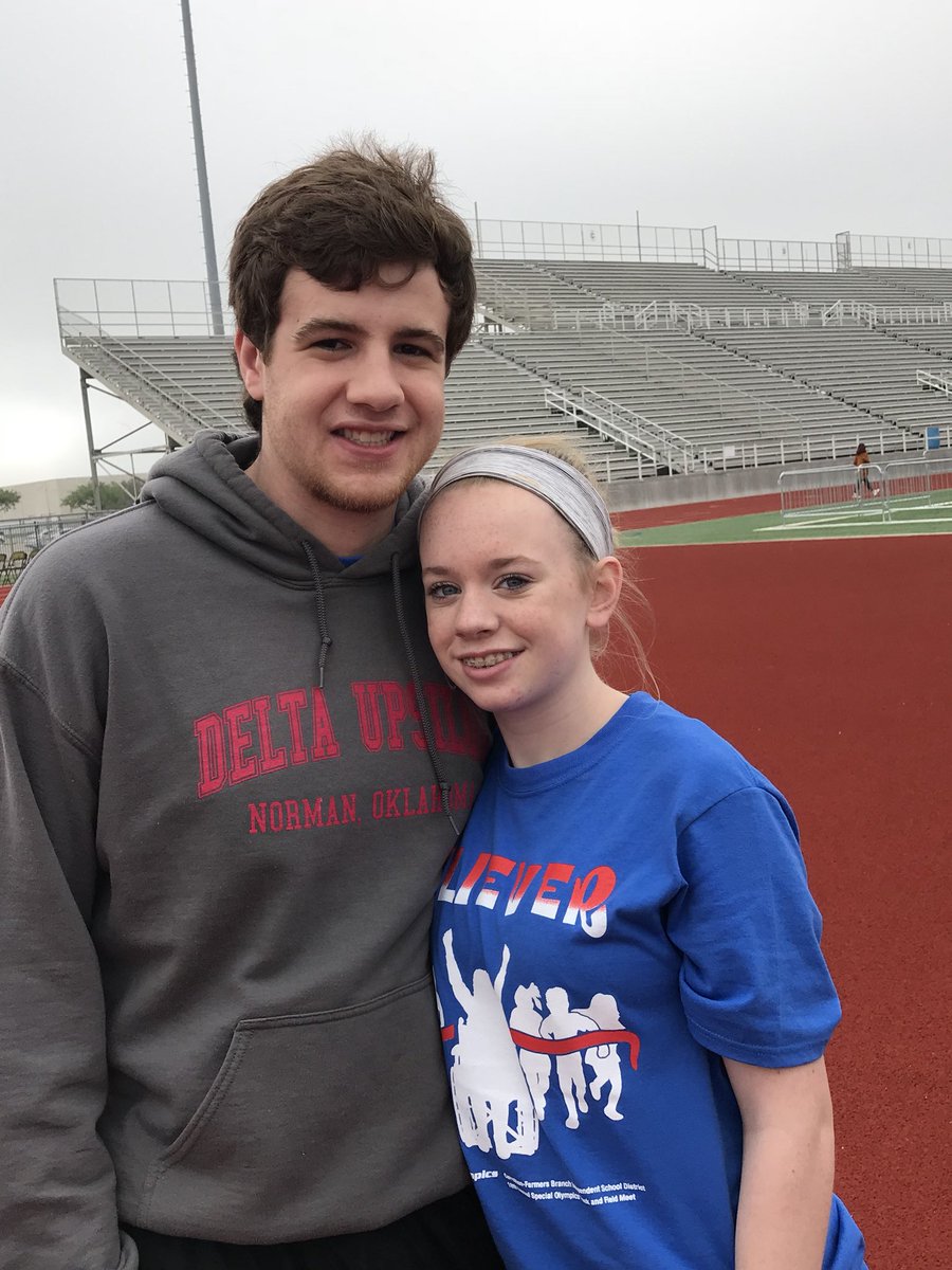 Greatest day of the school year! Special Olympics track meet ❤️❤️ <a href="/JbHarris32/">Jerry Harris</a>