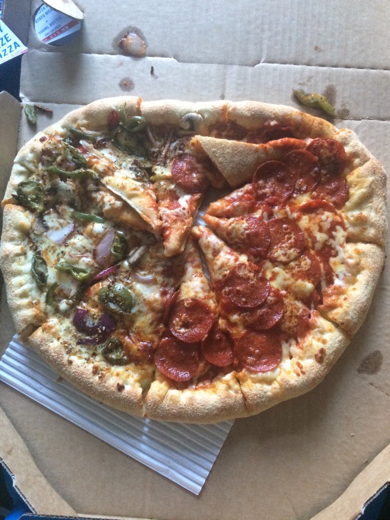 I like folded pizza as much as the next guy, but I like it on my terms <a href="/Dominos_UK/">Domino's Pizza UK</a>