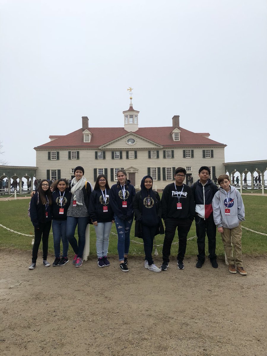 currieDC2018's tweet photo. Got to visit the OG President’s house-Mount Vernon! We got to go inside and see where President Washington is buried. Our tour guide Cheri also told some great historical stories about the property. https://t.co/61wDOXJaqM
