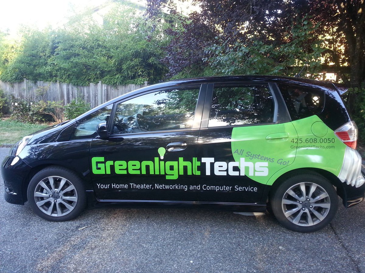 BothKenChamber's tweet photo. Big gratitude to Chamber member &amp; technology super hero Jeff Chapman of @GreenlightTechs for getting our computers, printers/scanners, etc. connected &amp; operating at our new office! Jeff was punctual, flexible w/our schedule &amp; explained everything clearly. Thanks Greenlight Techs! https://t.co/QPRfRINgFV
