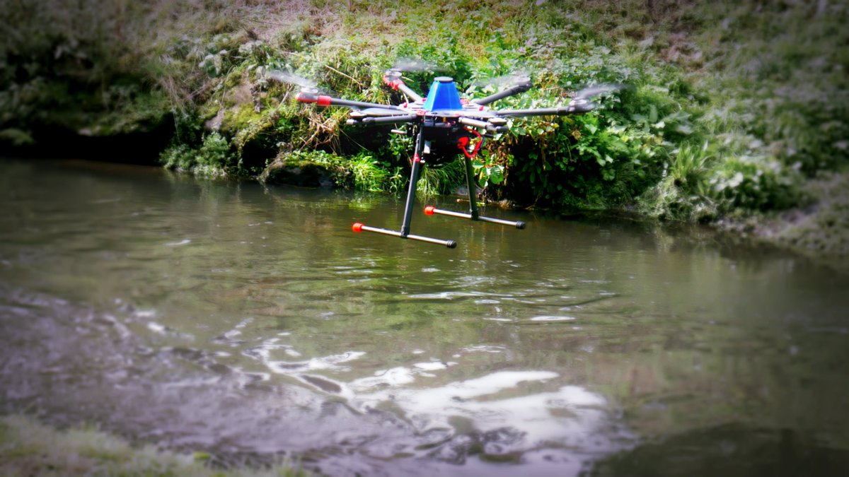 Nick_Everard's tweet photo. #EGU18 @EGU_HS river measurements session. #Hydrometry #Hydrology #ADCP #LSPIV #PTV #dams #drones #dilution #StageDischarge #CurrentMeters #JeromeLeCoz #AlexHauet. #HydrometryGeniuses #TooManyHashtags. https://t.co/HtNQQtFWnB https://t.co/DC0zmflL3M