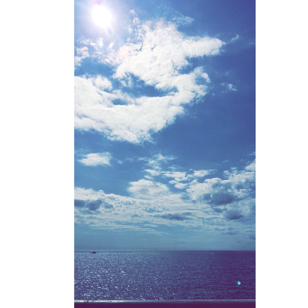 SBueno0's tweet photo. @surfheure Dédicace! ☀️ https://t.co/UYGi6tPQQ9