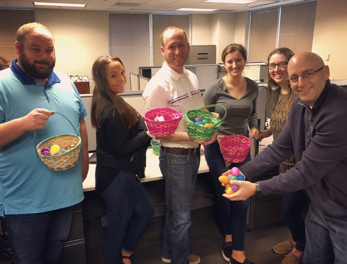 frnklnmadison's tweet photo. Various Easter activities are happening in our Franklin office today. #affinioninsurancesolutions #companyculture #smartermaketing #officeeaster https://t.co/vtuBH34VN9
