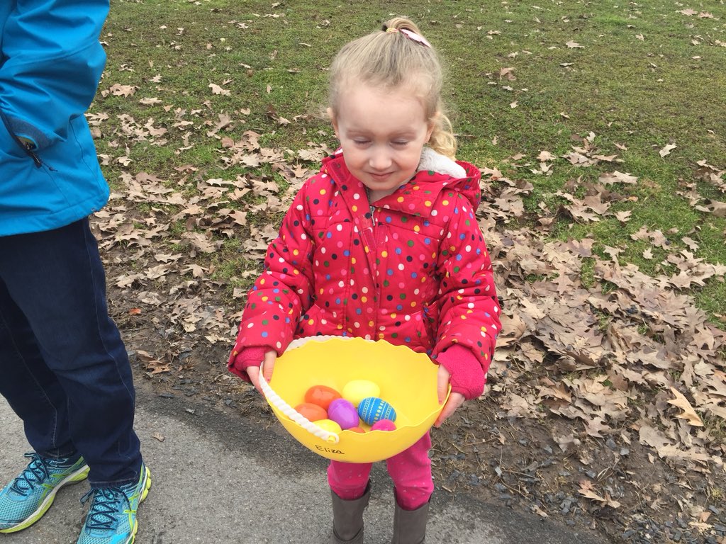 LyonsTeamUPK's tweet photo. We each found eight eggs!! https://t.co/j1AkKEW21f
