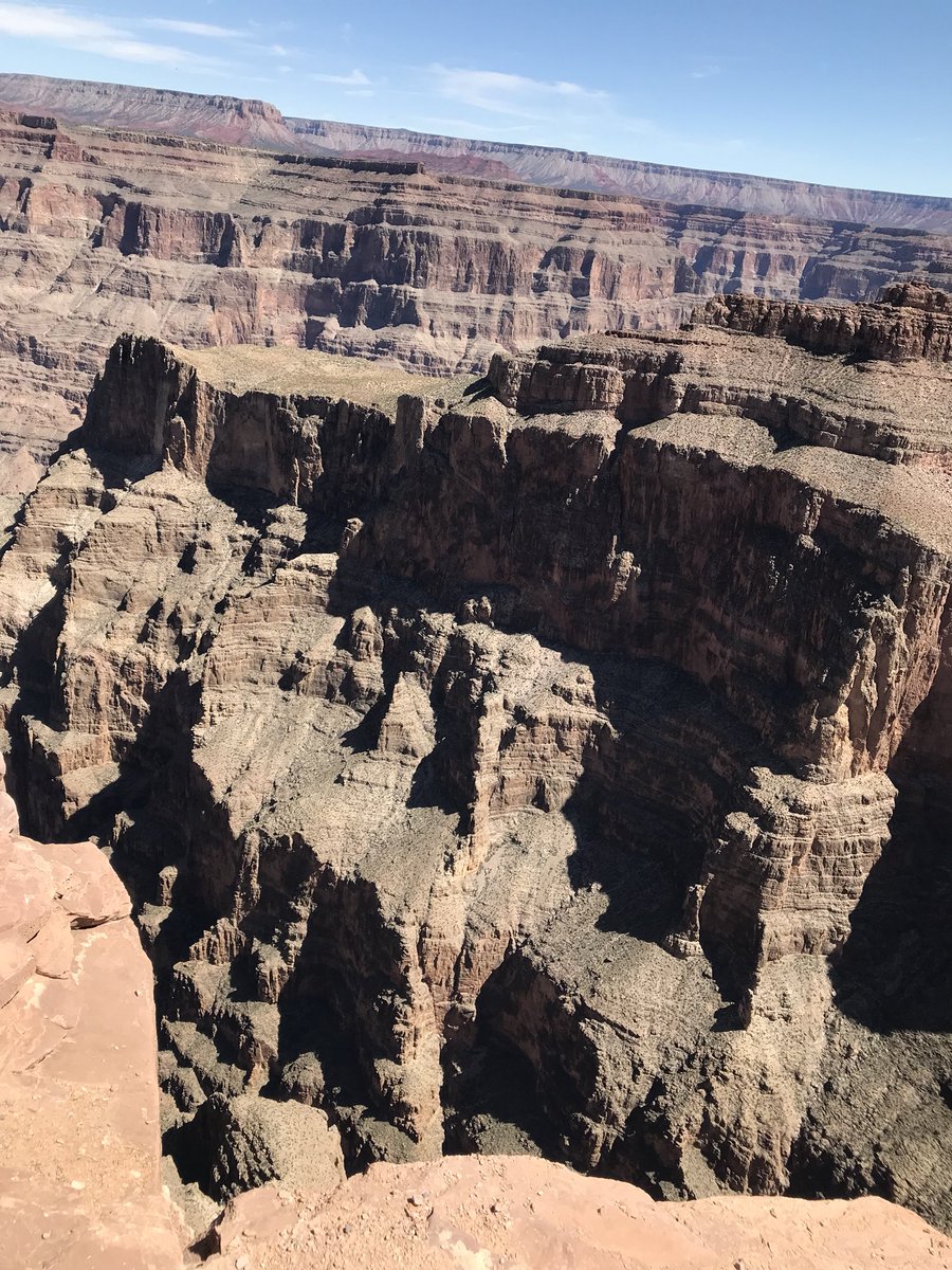 dixinco's tweet photo. Grand Canyon day! #vegasvacation #Springbreak2k18 #vegas #skywalk @kfedix https://t.co/KedRQNGp8Z