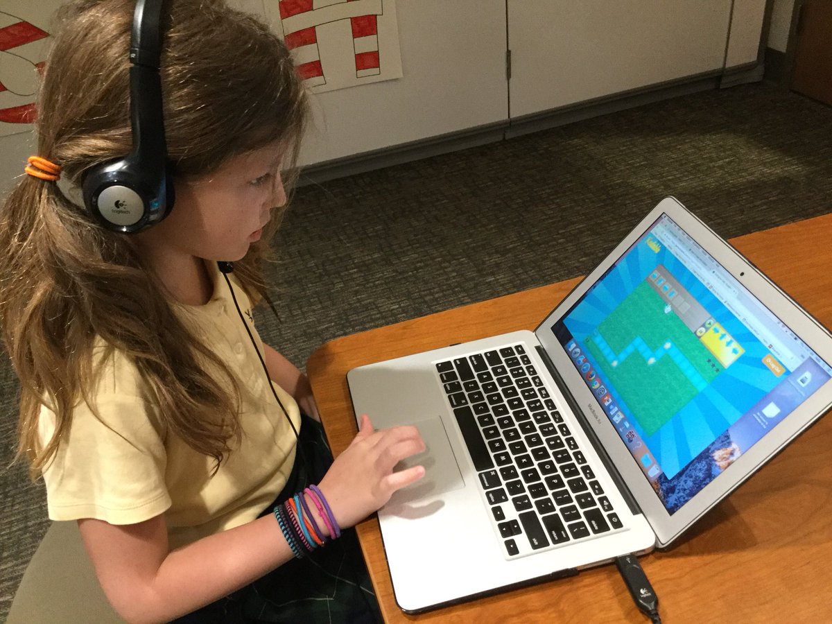 K_Boykins's tweet photo. 2nd Grade Ss @2ndGranade having fun exploring and problem-solving code @kodable #trinitygames https://t.co/V9C2saX9xl