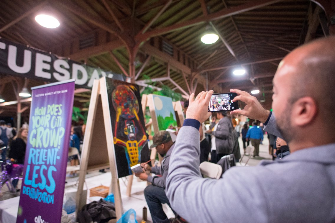 designcoredet's tweet image. We love engaging artists and designers to showcase during our events. Sign up if you want us to know about you! ow.ly/isUG30jdQKe #MonthofDesign