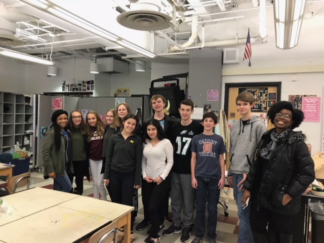 Seaholm Interact Club and the Bottomless Toy Chest! Wrapping toys for children! Bringing toys, joy, and hope to sick kids.
<a href="/BTCSmiles/">Bottomless Toy Chest</a> <a href="/BirminghamPS/">Birmingham Schools</a>