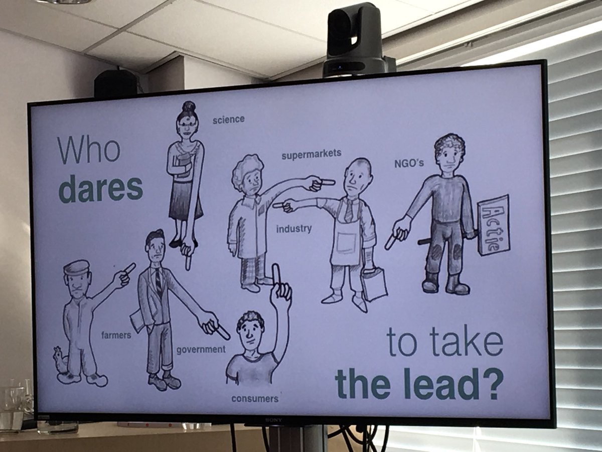 #Voedselverspilling... Who dares? Djaja van <a href="/INSTOCK_NL/">Instock</a> vertelt... #marketingtrendsevent2018 <a href="/Hokrabv/">Hokra</a> #freshlemon