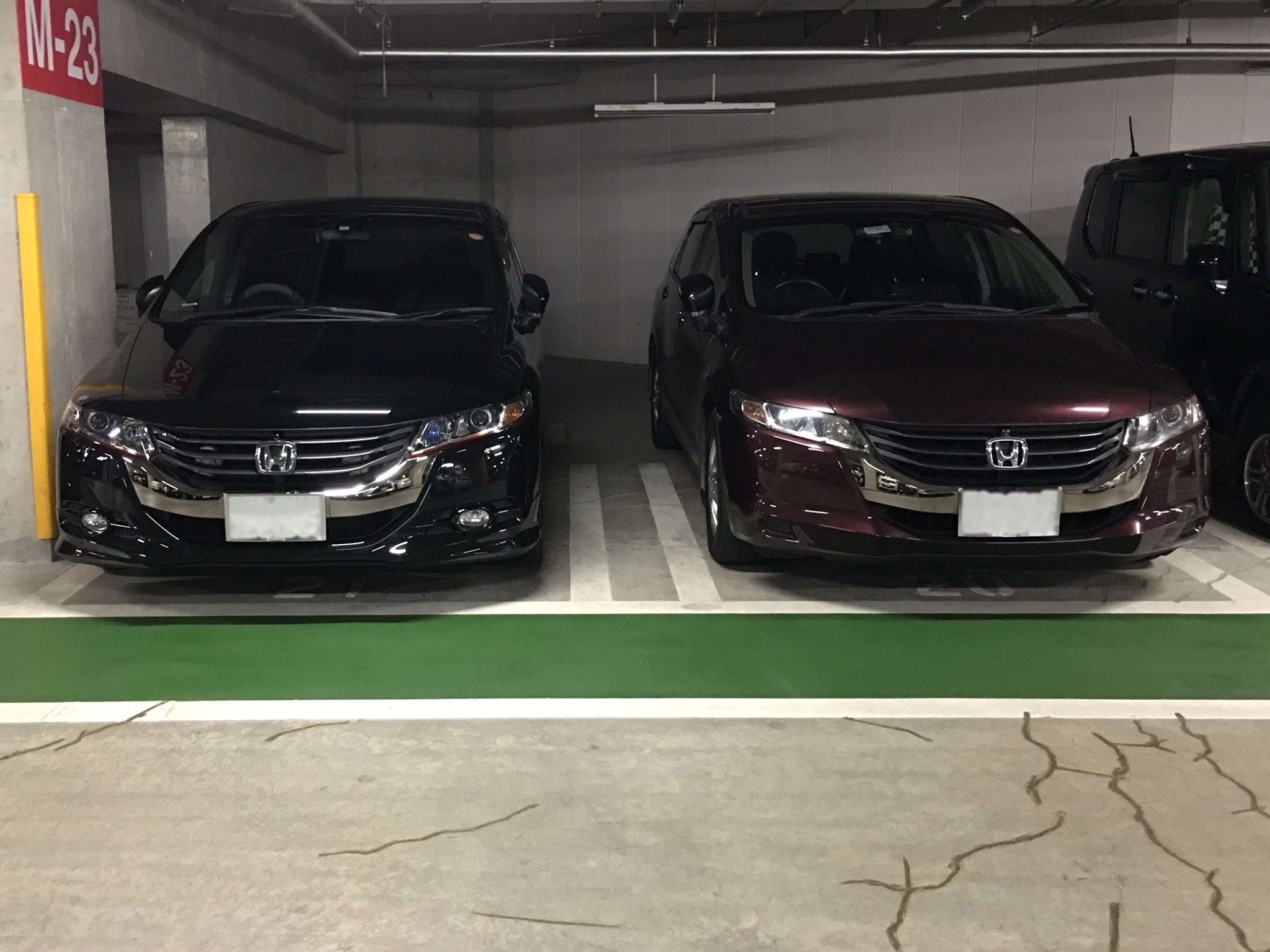 たっくみ オデッセイ Rb3 6 Km Hでコーナーに差し掛かっても安定している高い走行性能 よく回るi Vtecエンジン カッコイイ見た目 高いボディ剛性 先進感あるインパネ 内装の質感がしょぼい以外なんの文句もないただの神 先進装備としてmotion