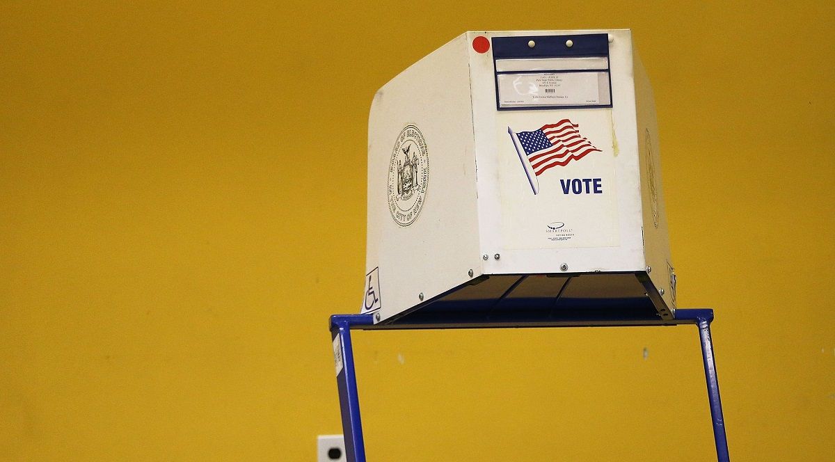 The FY18 spending bill sets aside funding for pre-existing Election Assistance Commission and a new Election Infrastructure Security Initiative housed within the Department of Homeland Security.  buff.ly/2GutRxP #CyberSecurity #elections