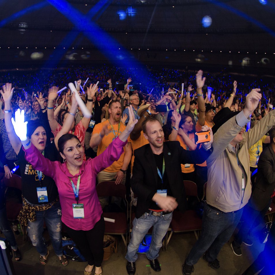 acnusaespanol's tweet photo. With just one week left until Ignition 2018, here is a #TBT to last's years Ignition! We can't wait to make dreams come true at our biggest event of the year! Will we see you there? #StreamTheTeam https://t.co/pzti9Wmq9y https://t.co/w36sioDt6Z