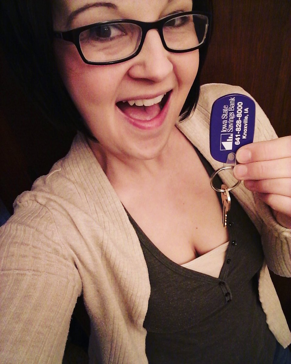 kellikingrey's tweet image. I'm officially a homeowner!!!