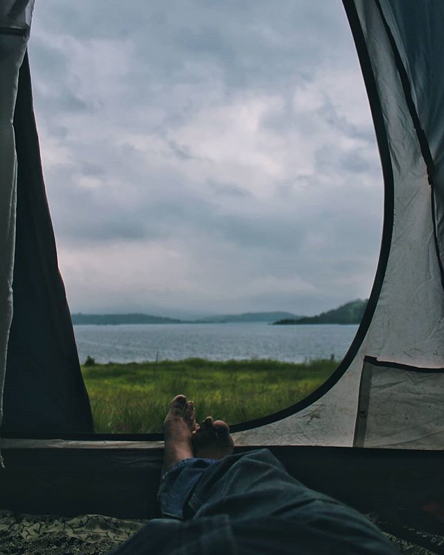 urban diaries - indulgent lakesides 💠
#throwbackthursday #glimpsesofindia #tentout #currentmood #beautifulmaharashtra #camping #naturelovers #sahyadris #tent #maharashtra_ig #insta_maharashtra #streetsofmaharashtra #majha_mh ift.tt/2pO55PQ