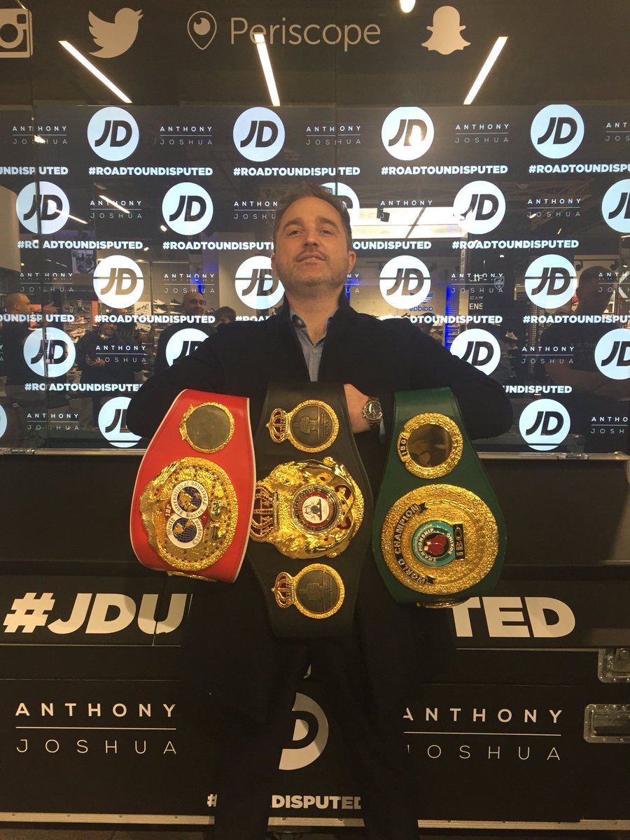 NboonNick's tweet image. When you pop in for trainers and end up doing this! @JDSports #roadtoundisputed #kingoftrainers