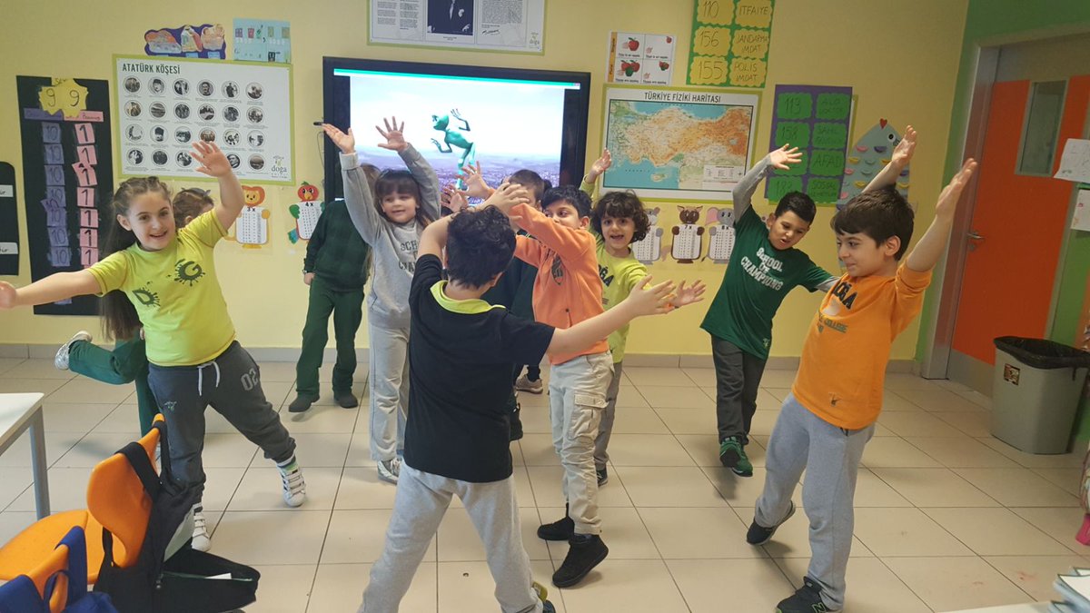 Deryakok35Kok's tweet photo. #Freezegame
Spor ve hobileri taklit ve dansla birleştirip canlandırmak harika🤗 English is fun😍 @CMANAP @Bahcesehr2_Doga @KevsGunesMetin @AliRizaLule @salhakbay https://t.co/jD4a1LyUuU