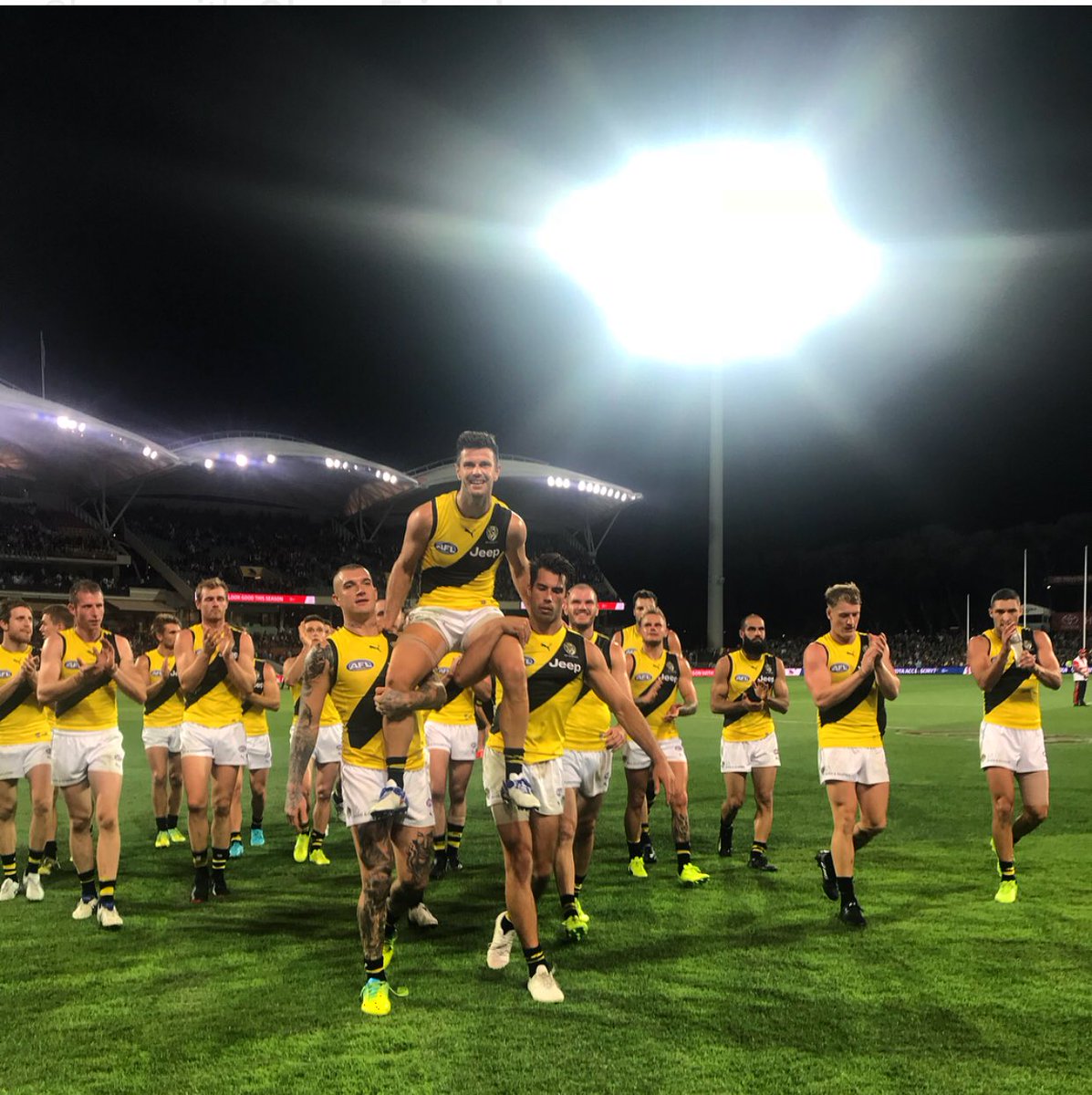 Richmond_FC's tweet photo. Proud of you, Cotchy 💛

#Cotch200 https://t.co/xpbVNkVe38
