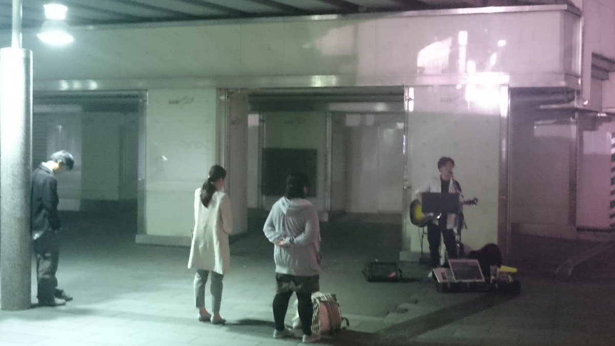 0kazutosi0's tweet photo. 今、千葉駅ペリエとC-oneの間でMERAHIDEさん、路上ライブやってるよ。
#MERAHIDE
#路上ライブ
#拡散 https://t.co/tHfUrMlAe5