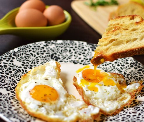 BooleyFoods's tweet photo. Why not give our egg-squisite recipe a go for a ghee-licious Easter breakfast, brunch or brinner 🐮💋
https://t.co/sf8NF731uH
Tag us in your culinary endeavours using #BooleyGhee
#FreeRange #IrishHens #HappyHens #HappyEggs #HappyEaster #IrishGhee #First2Market #Gheelicious https://t.co/MxAakYKjSc