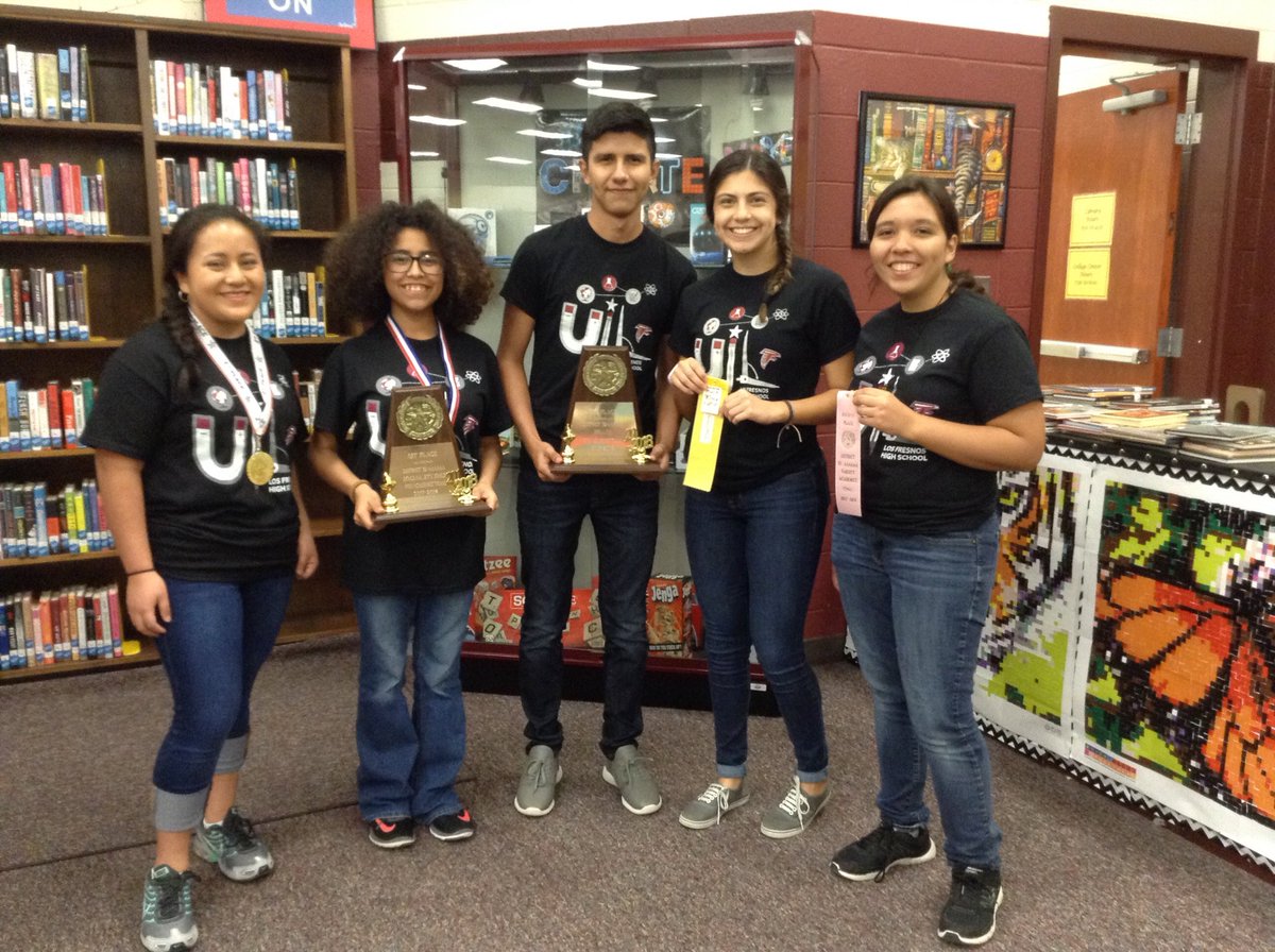 LFU_MsGarza's tweet photo. Im very proud of my spelling team 1st place team!!! Way to go Alexis 1st place individual #iteachlfu https://t.co/HbE5ZEVxcW