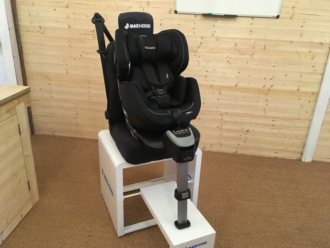BuggyPramReview's tweet photo. Watch the latest video on our YouTube Channel: @RecaroChildUK Zero.1 i-Size Car Seat Review. ► https://t.co/RyUrS8S74V #YouTube #review #dadlife 'mumlife #parenting #parentlife #babysafety #recaro https://t.co/72aYuMwJYM