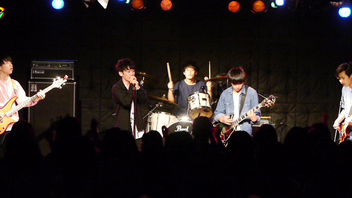 ACTMachida's tweet photo. 本日は『市ロック42nd』でした！
バンド、ダンス、お笑い、ジャグリング、コンテストと
盛り沢山なイベントでしたね😆
市ヶ尾高校42期生の皆様ご卒業おめでとうございます！
また是非ACTに遊びに来て下さいね♪
お疲れ様でした🦀🦀🦀
byとみっち https://t.co/a0Us0DLRCG