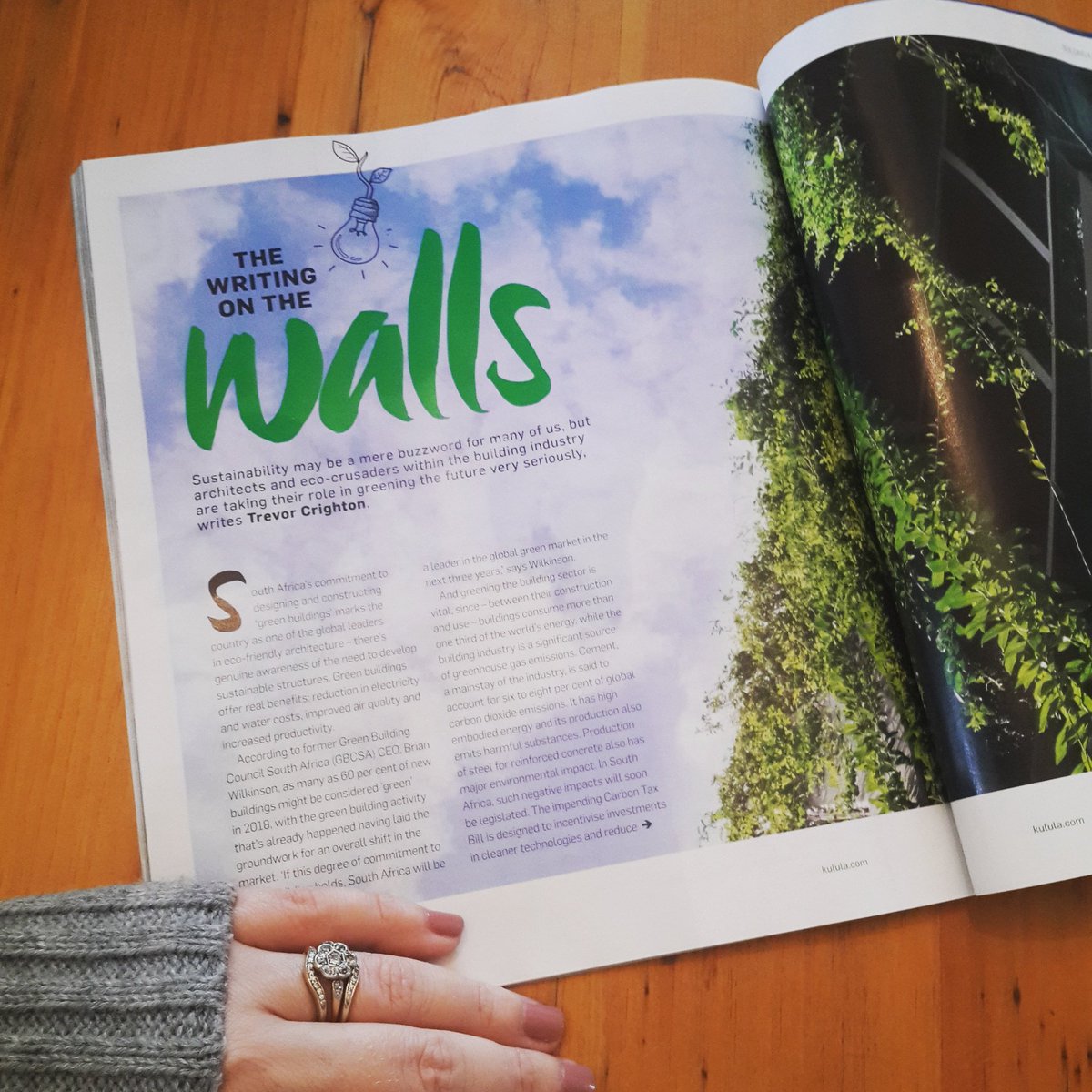 RusticHomes1's tweet photo. .@EcoLogHomesSA flying high in the March issue of Khuluma magazine, which spotlights all things green. 🌱 Get it here: https://t.co/uErPsoY41T https://t.co/DNhPkItiD7