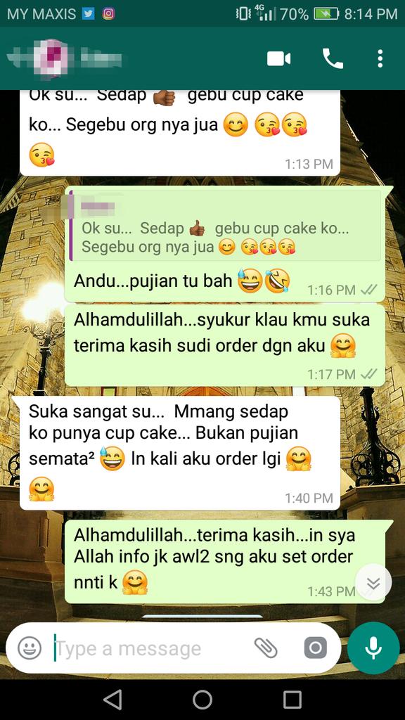 BintiHitung's tweet photo. Alhamdulillah Bru skjp td dpt wssp dri customers mau order cupcakes 115 biji utk mjlis bisuk dlm jam 2 ptg hntr,so kna check brg ni klau msi ckup klau tdk mau kna bli mlm ni tkut bsuk endh smpt 🤗✌ni comments prtma Kali dia order 👇 alhamdulillah😊 #sayajual https://t.co/reJRjNT7DE