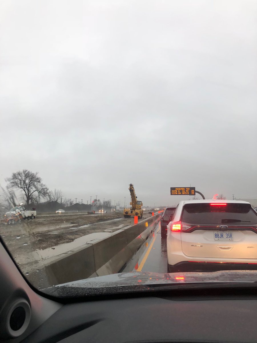 AmandaDeCastro's tweet photo. This crap. When will it ever be complete? 😑 #71N #71S #Columbus https://t.co/wUnd7t6BdZ