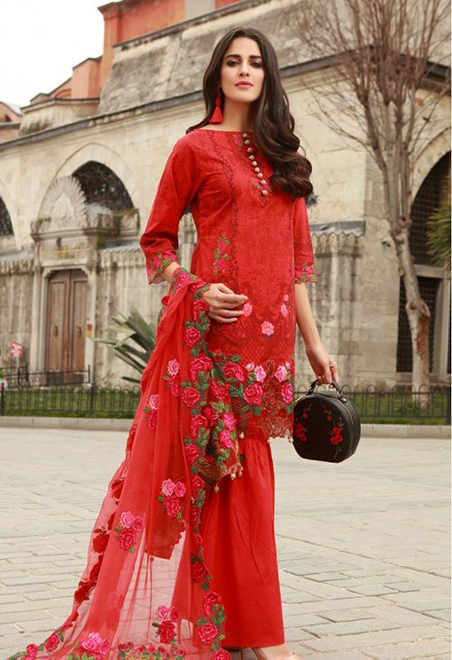 lawnhubpk's tweet photo. Mahiymaan Luxury Lawn Collection By Al-Zohaib 2018 is Now Available!
Order Now: https://t.co/XBoseOWdif
#lawnhubpk
#Mahiyamaan
#ALZOHAIB
#Mahiymaan
#SS18
#luxurylawn
#SS18
#Spring
#Summer
#lawn
#prints
#fashion2018 https://t.co/GEy4Ib3jvR