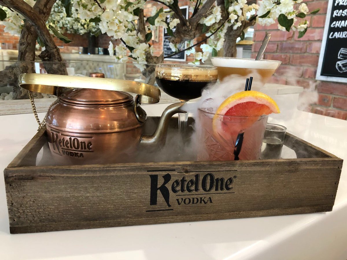 BranchesNCL's tweet photo. Branches Ponteland serving 241 cocktails Friday &amp; Saturday 9pm-late! 🍹🍹 https://t.co/ZXZF0P8Ccf