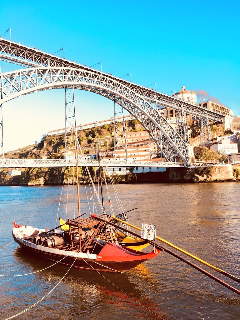 IFiCouldGlobe's tweet photo. .@oportocool @visitporto @I_Love_Porto @TheInsiderPRT @turismoportugal @visitportugal @TurismPortugal @lonelyplanet @RoughGuides @passionpassport @travel @CNTraveler @wanderlustmag @TravelMagazine @discoverwtravel Picture perfect.. #porto #portugal #douro #travel #beauty https://t.co/5inHS8WjRK