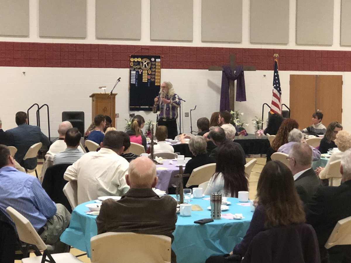 SCADragons's tweet photo. Academy Students had the honor of attending the SC Kiwanis Prayer Leadership Breakfast. @swartz_creek @KiwanisSwrtzCrk https://t.co/783rl3l292