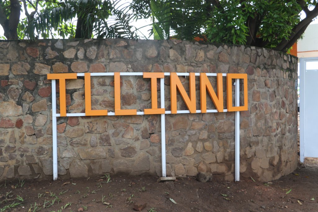 Ikiriho's tweet photo. Selon Igor Konstantinov, #TLLINNO est une entreprise russo-burundiase de droit burundais créée en 2017 avec une participation de l’entreprise publique #LISMA qui est l’actionnaire principale ainsi que les partenaires #Burundi-ais privées &amp; publics en l’occurrence la @Regideso_bdi https://t.co/3OmWC8zL6G