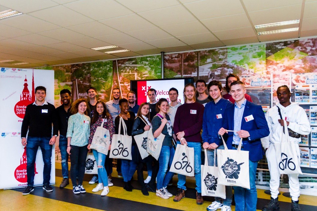 Terugkijken op een geweldige Breda Hackethon 2018. Mooie crossovers tussen verschillende studierichtingen: youtu.be/jGgPqq--_2g  
<a href="/Y4PT/">Youth For Public Transport (Y4PT) 🚦</a> @NHTV  #Dubai #BredaHack