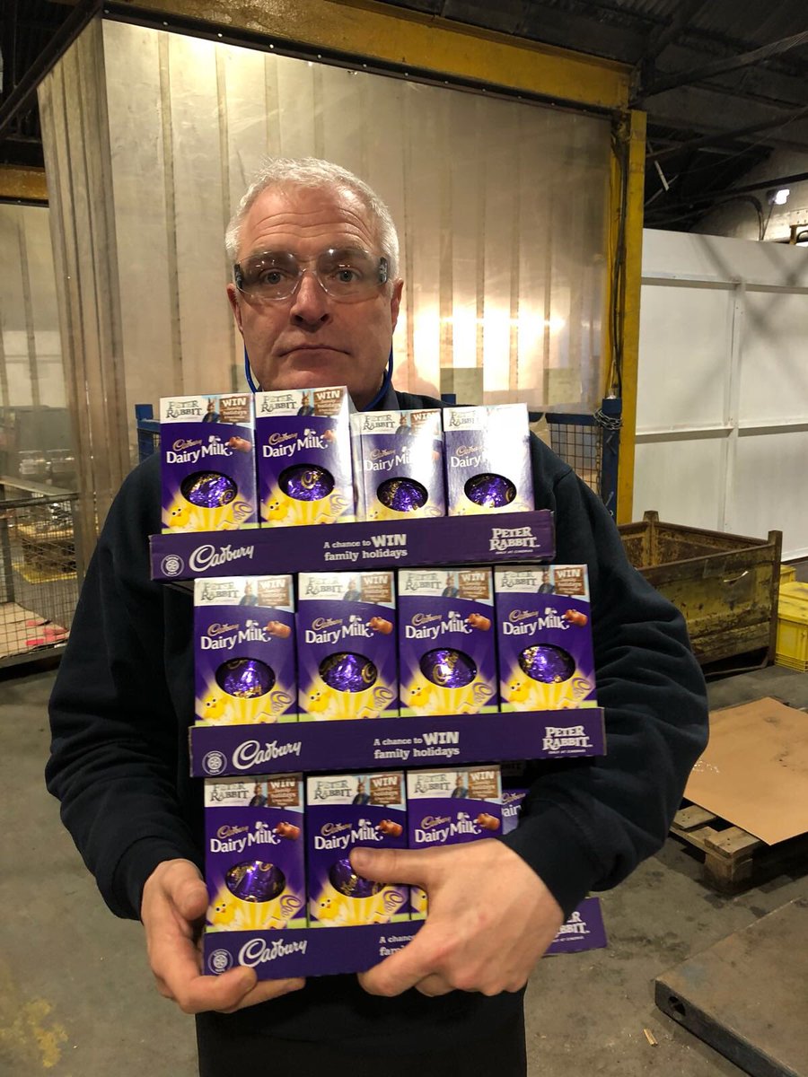Anthony_Sarg's tweet photo. All #foundrywomen and #foundrymen enjoy Easter Eggs!! @SarginsonsLtd #aluminium #Coventry #UKmfg #HappyEaster https://t.co/y1uG5rJPT1