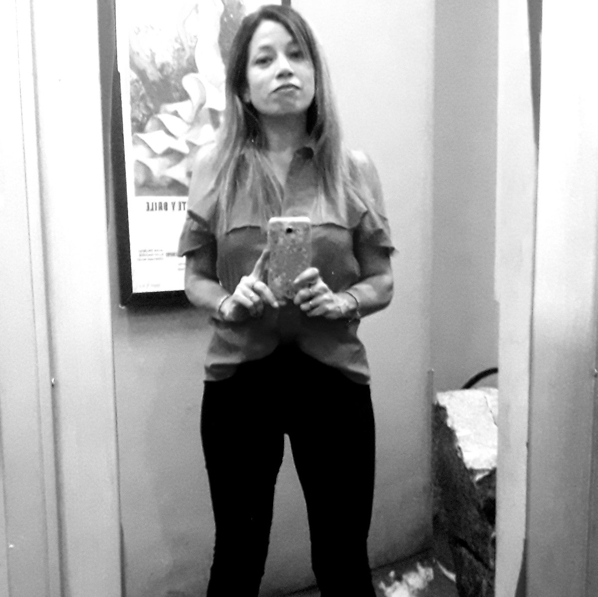 MarcelaMndez's tweet photo. #NuevaFotoDePerfil https://t.co/OoovPtRyJE