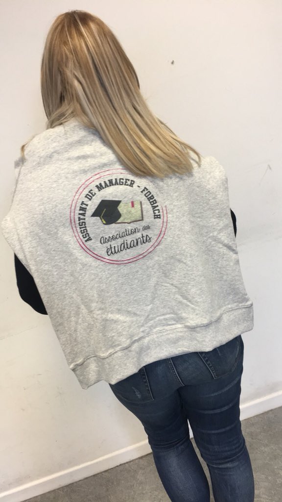 lpamforbach's tweet photo. Nos nouveaux pulls sont arrivés 😍 https://t.co/7jC9wct6mV