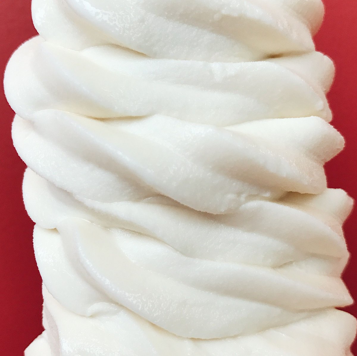 CFANMB's tweet photo. IceDream for days. 😍 #CFANMB https://t.co/GewWlNeRKN