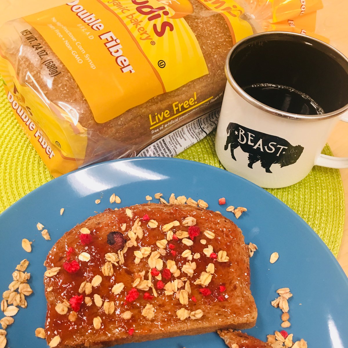 Double Fiber- double win! Top with strawberry preserves &amp; wild berry granola for some extra crunch! 

Have mastoastpieces of your own? Tag us for a chance to be featured on our pages!