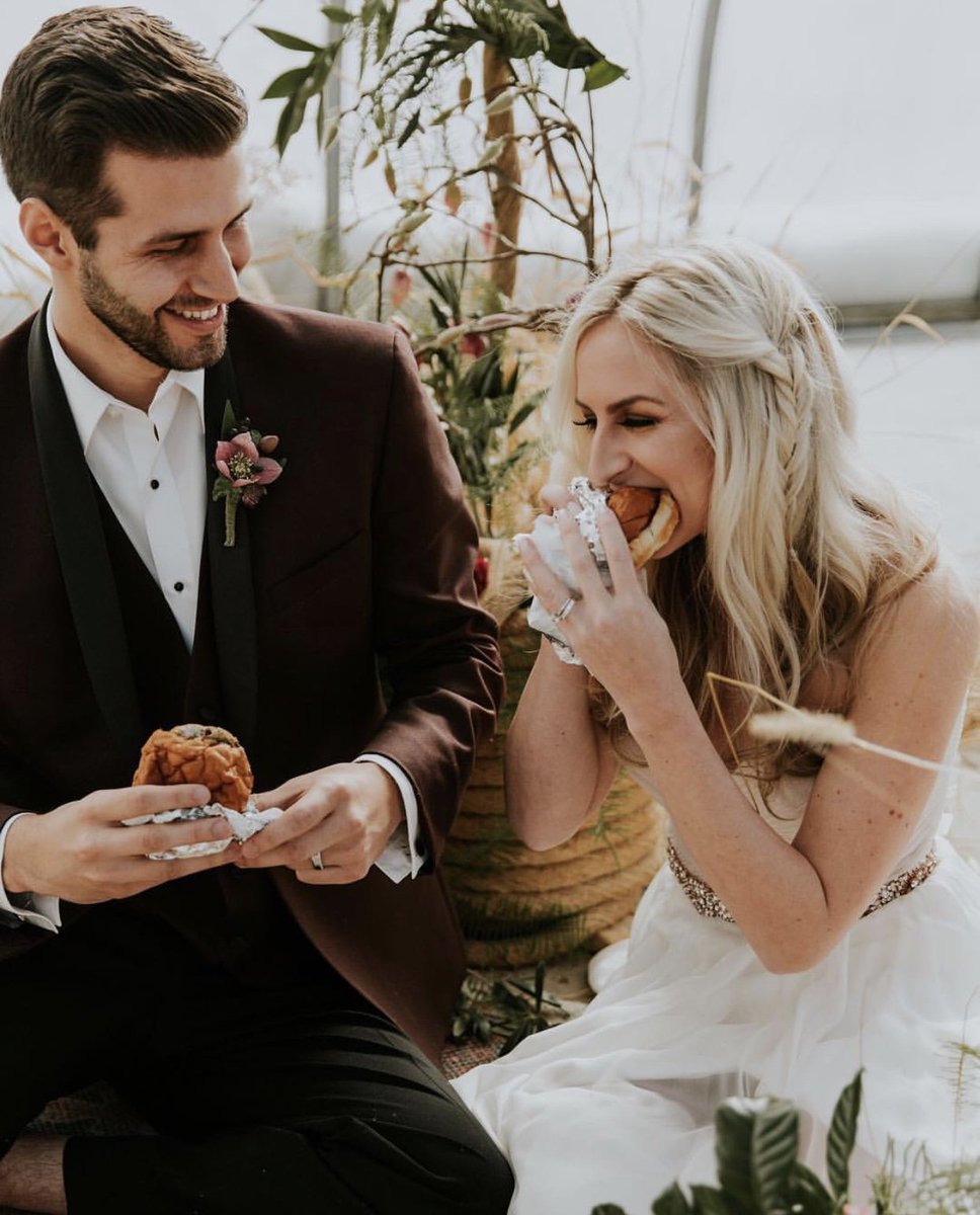 AC_Tux's tweet photo. Cocktail hour and Swenson’s 🍔 — does it get better than that? Grooms tux is on point too! Thanks for sharing @kattiecoolbeauty #actux #tuxedo #tux #wedding #clevelandwedding #cleveland #mentor #akron #youngstown #columbus #ohio https://t.co/GMkKYu0TKC